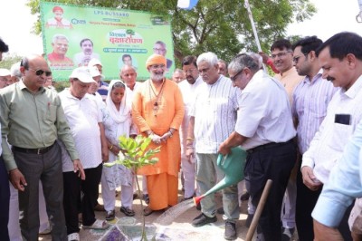 We began our annual plantation drive with 150 saplings, in collaboration with Haryana Forest Department and UPS Lakshmi & BP Jain Skill Development Centre
